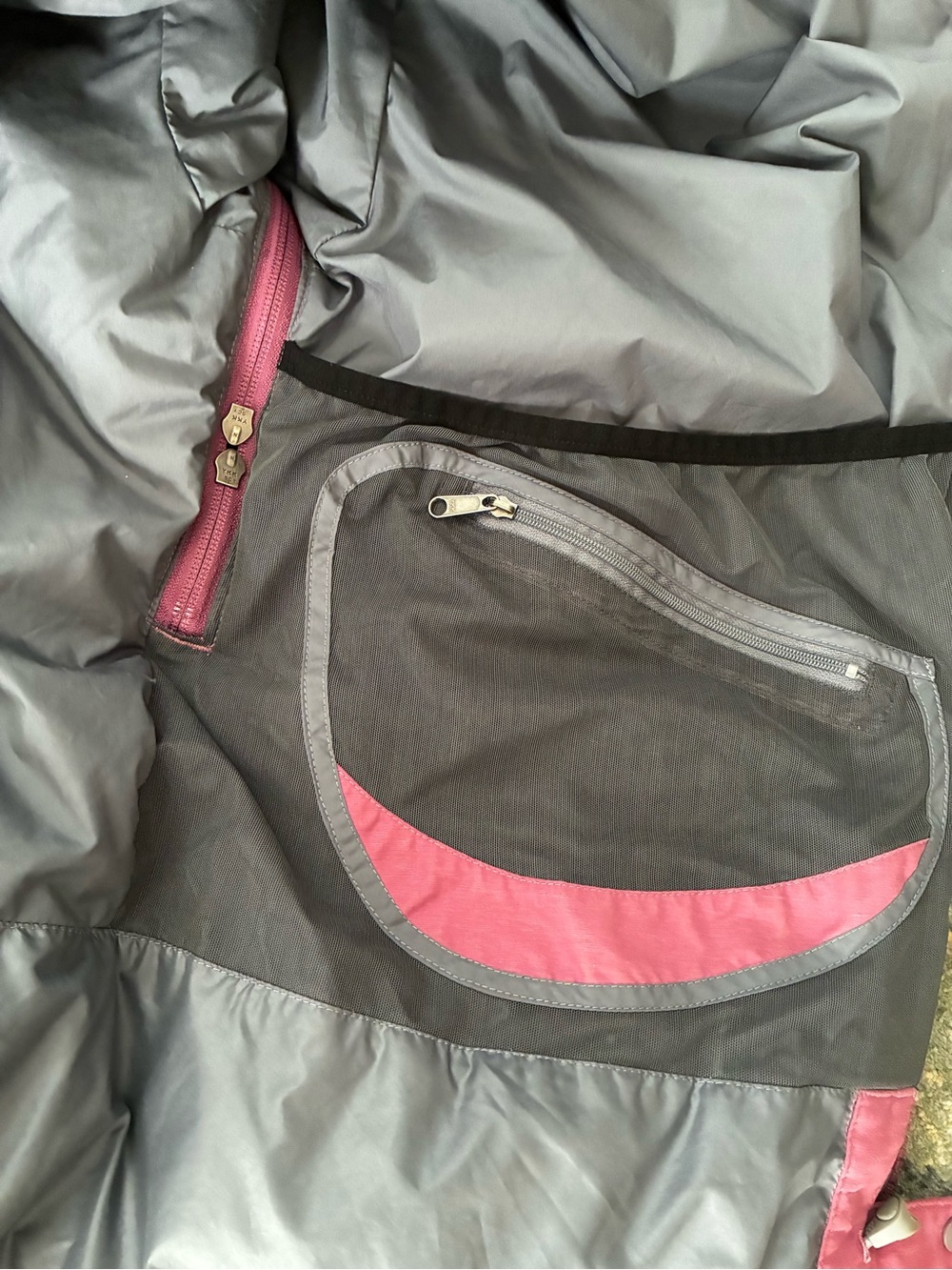 Patagonia Dusty Rose Hooded Puffer Jacket Down Patrol size large side vents - Picture 4 of 4